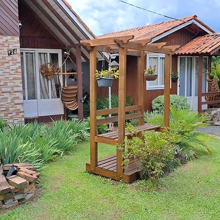Chales Doce Luar Casas De Temporada Urubici Εξωτερικό φωτογραφία